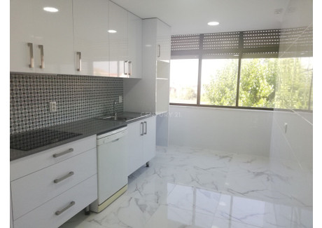 Mieszkanie do wynajęcia - Alto Do Seixalinho, Santo André E Verderena, Portugalia, 68 m², 824 USD (3420 PLN), NET-103295895