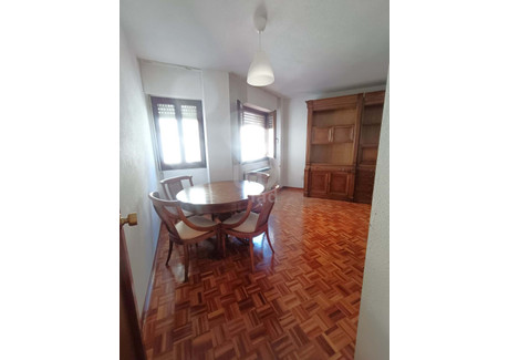 Mieszkanie na sprzedaż - León, Hiszpania, 70 m², 128 281 USD (524 668 PLN), NET-101629267