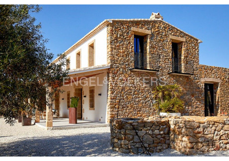 Dom na sprzedaż - Denia, Hiszpania, 500 m², 3 305 376 USD (13 386 774 PLN), NET-96871605