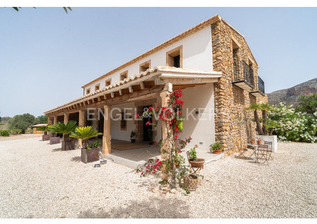 Dom na sprzedaż - Denia, Hiszpania, 500 m², 3 432 165 USD (13 179 513 PLN), NET-96871605