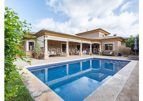 Dom na sprzedaż - Bétera, Hiszpania, 488 m², 1 061 297 USD (4 277 026 PLN), NET-90887056