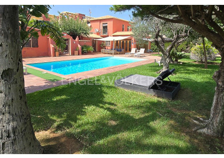 Dom na sprzedaż - Denia, Hiszpania, 270 m², 1 157 207 USD (4 432 105 PLN), NET-92151952