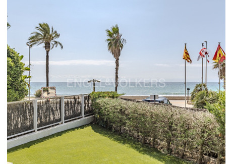 Mieszkanie na sprzedaż - Sitges, Hiszpania, 154 m², 1 622 687 USD (6 636 790 PLN), NET-100767264