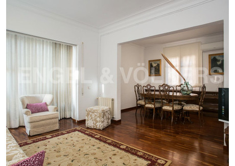 Mieszkanie na sprzedaż - Barcelona, Hiszpania, 97 m², 555 993 USD (2 262 893 PLN), NET-102900153