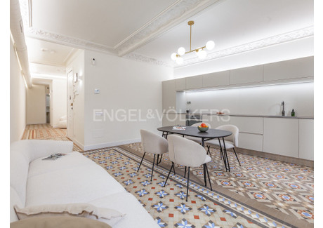 Mieszkanie na sprzedaż - Barcelona, Hiszpania, 87 m², 505 143 USD (2 066 034 PLN), NET-96661447