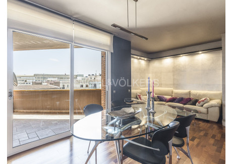 Mieszkanie na sprzedaż - Barcelona, Hiszpania, 96 m², 342 352 USD (1 379 679 PLN), NET-97745058