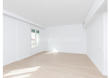 Mieszkanie na sprzedaż - Barcelona, Hiszpania, 134 m², 1 009 843 USD (3 867 700 PLN), NET-91833456