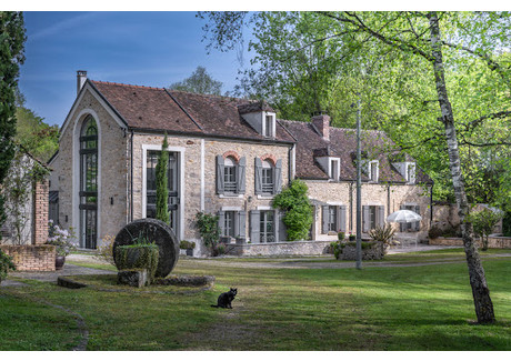 Dom na sprzedaż - Fontainebleau, Francja, 332 m², 1 981 349 USD (8 064 092 PLN), NET-97683598