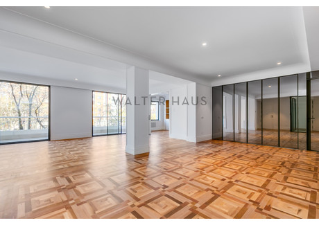 Mieszkanie na sprzedaż - Madrid, Hiszpania, 478 m², 6 933 408 USD (27 317 627 PLN), NET-93994284