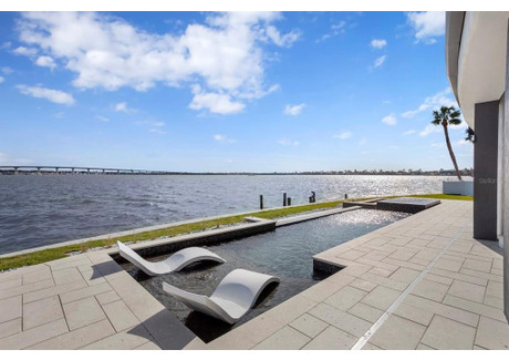 Dom na sprzedaż - 448 22nd Street Belleair Beach, Usa, 509,39 m², 9 995 000 USD (40 679 650 PLN), NET-102300451