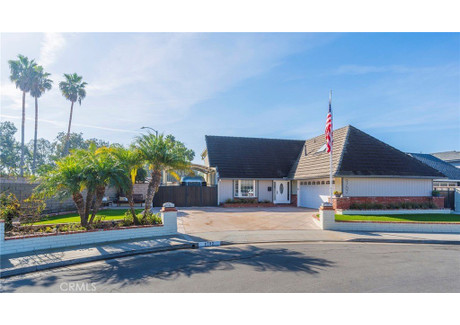 Dom na sprzedaż - 9702 Allison Circle Huntington Beach, Usa, 220,18 m², 2 099 000 USD (8 710 850 PLN), NET-103291412