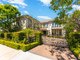 Dom na sprzedaż - 11729 Wetherby Ln Los Angeles, Usa, 733,93 m², 8 399 000 USD (33 512 010 PLN), NET-97530297