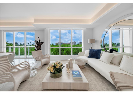 Mieszkanie na sprzedaż - 100 S Pointe Dr, Unit TH Miami Beach, Usa, 204,57 m², 5 900 000 USD (24 190 000 PLN), NET-102033571