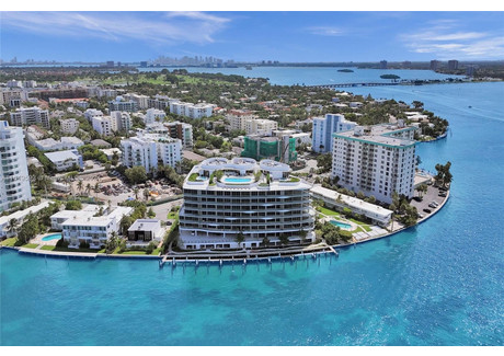 Mieszkanie na sprzedaż - 1135 103rd St, Unit Bay Harbor Islands, Usa, 208,2 m², 3 464 000 USD (14 202 400 PLN), NET-100838949