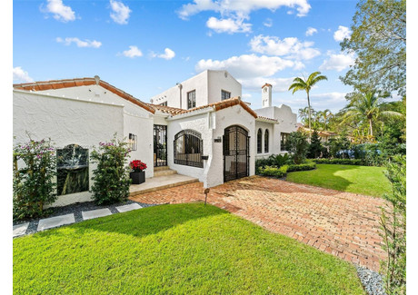 Dom na sprzedaż - 1236 Obispo Ave Coral Gables, Usa, 335,38 m², 4 999 000 USD (20 345 930 PLN), NET-102933531