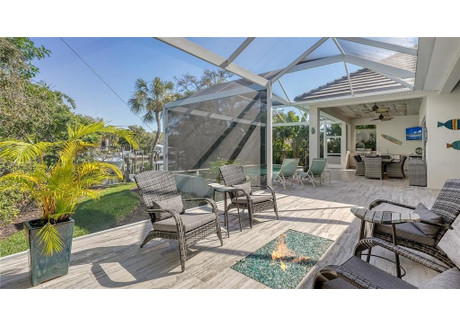 Dom na sprzedaż - 601 Lotus Lane Sarasota, Usa, 235,32 m², 3 299 000 USD (13 690 850 PLN), NET-103223479