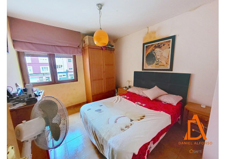 Mieszkanie na sprzedaż - Gijón, Hiszpania, 50 m², 104 193 USD (426 150 PLN), NET-102253957