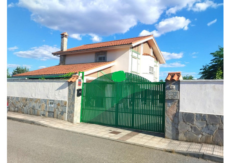 Dom na sprzedaż - Malpartida De Cáceres, Hiszpania, 350 m², 387 024 USD (1 617 762 PLN), NET-98825250