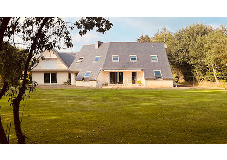 Dom na sprzedaż - Guingamp, Francja, 230 m², 398 393 USD (1 621 460 PLN), NET-101098961