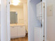 Mieszkanie do wynajęcia - 208 - 832 Bay St Toronto, Kanada, 65,03 m², 2050 USD (8077 PLN), NET-96373669