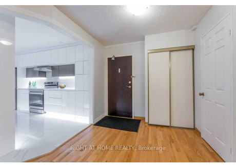 Mieszkanie na sprzedaż - 207 - 33 Elmhurst Ave Toronto, Kanada, 111,48 m², 616 446 USD (2 428 797 PLN), NET-96598168