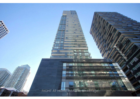 Mieszkanie do wynajęcia - 3606 - 39 Roehampton Ave Toronto, Kanada, 55,74 m², 2015 USD (8363 PLN), NET-103364059