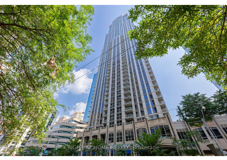 Mieszkanie na sprzedaż - 1006 - 763 Bay St Toronto, Kanada, 55,74 m², 561 179 USD (2 283 997 PLN), NET-100340552