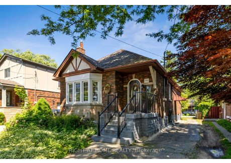 Dom na sprzedaż - 156 Longwood Rd N Hamilton, Kanada, 65,03 m², 616 215 USD (2 483 348 PLN), NET-98039599